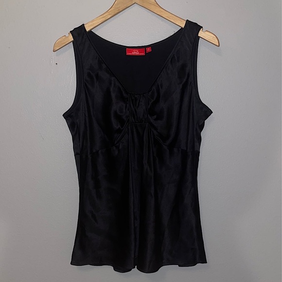 Oscar De La Renta Top - Picture 2 of 5